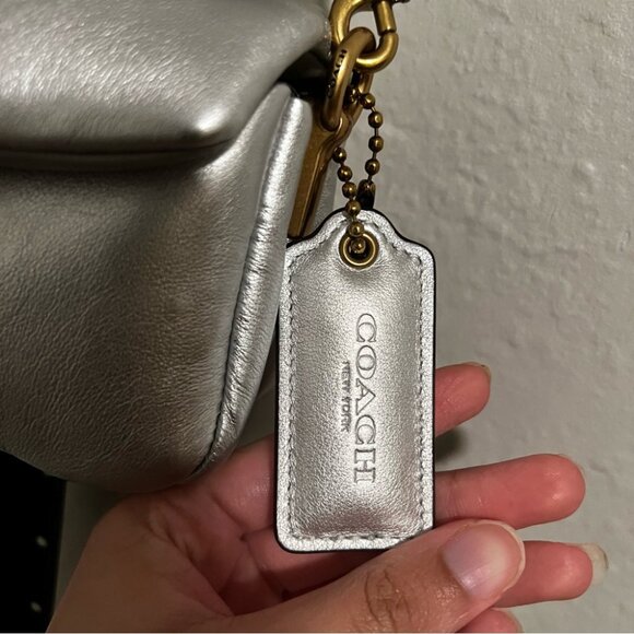 Coach Pillow Tabby 18 Shoulder Bag - Picture 5 of 6